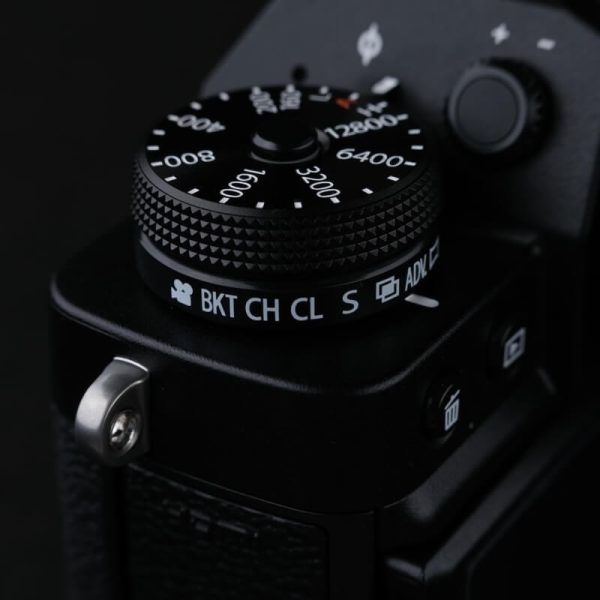 Mirrorless Vlogging Camera Polaroid Kit with EF-M 15-45mm Lens, Black - Gambar 4